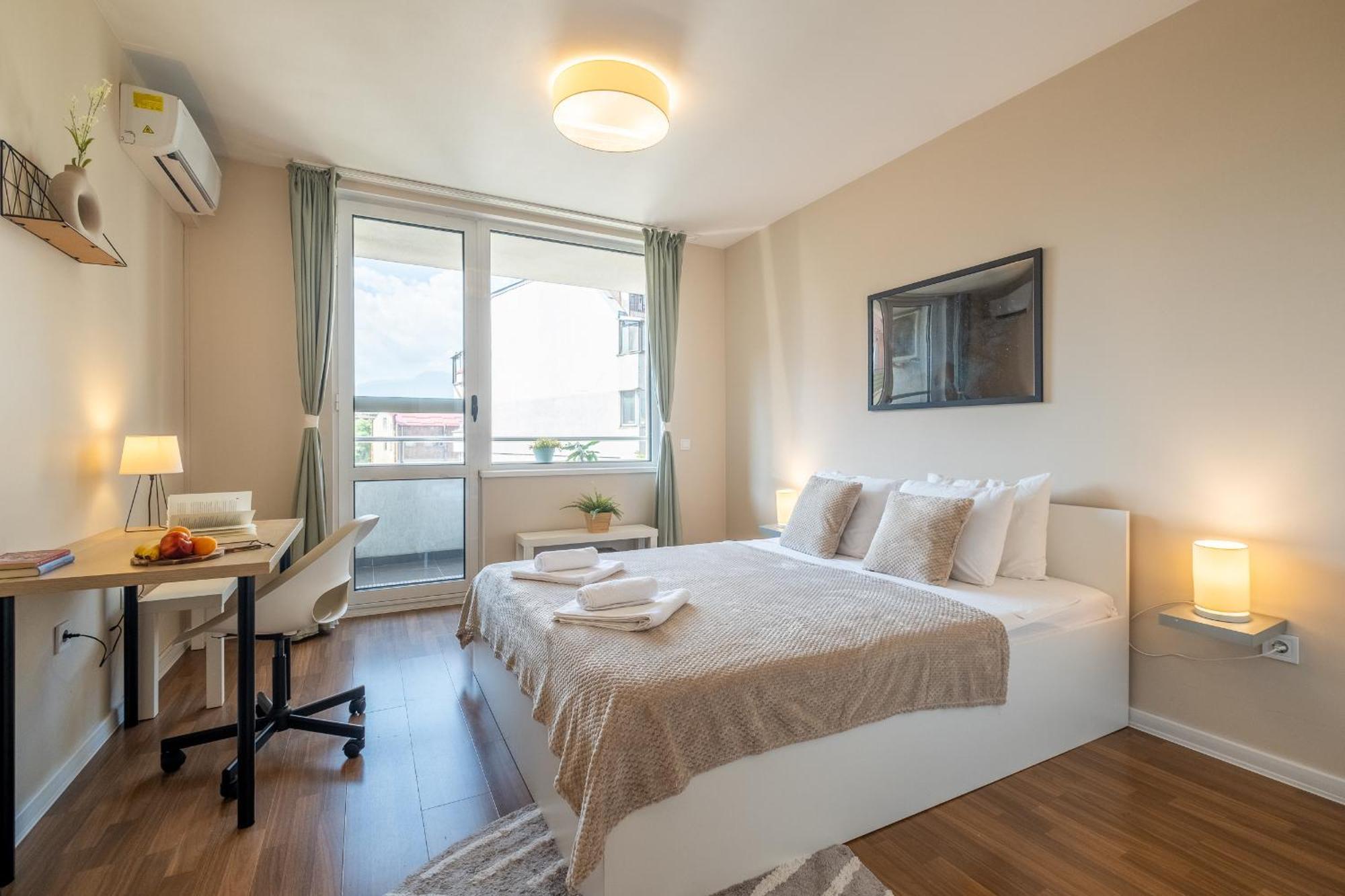 City Oasis: Stylish Retreat In The Heart Of Sofia Exterior photo